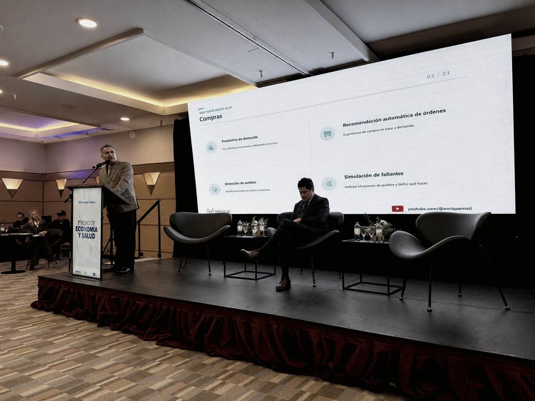 Dr. Majul disertando en el 1° Foro de Economía y Salud, Córdoba